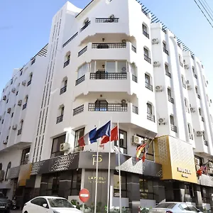 نزهة فندق